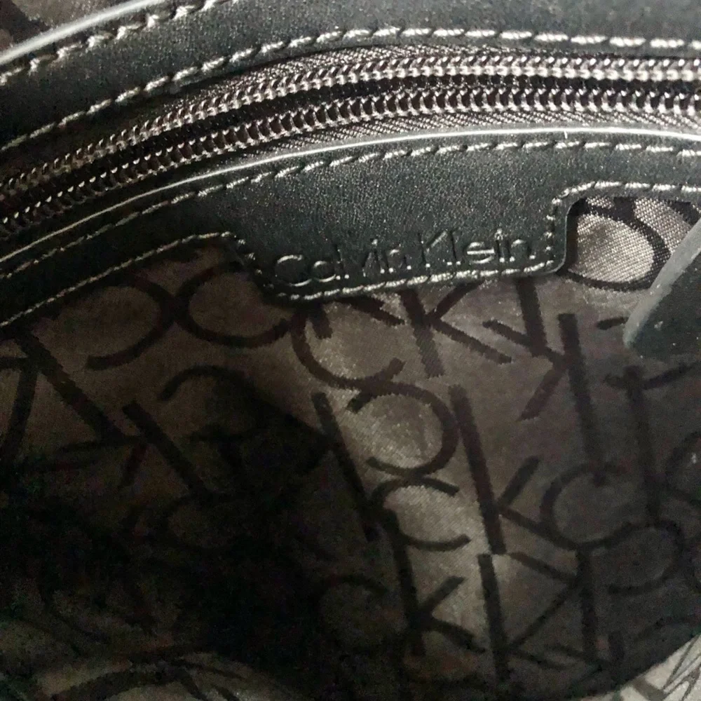 Calvin Klein Black Signature PrintCross Body Bag